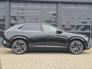 Mazda CX-6e