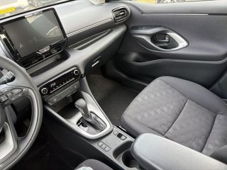 Mazda 2 Hybrid