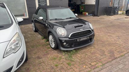 MINI Cooper Cabrio