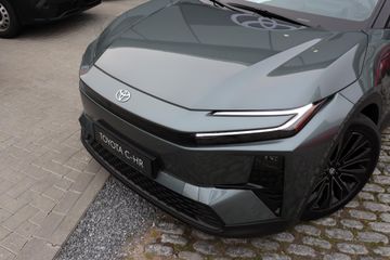 Toyota C-HR+