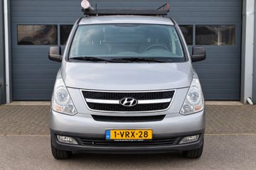Hyundai H300