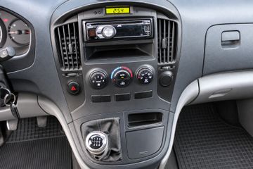 Hyundai H300