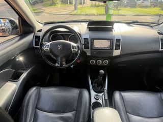 Peugeot 4007