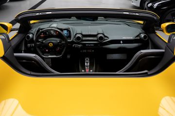 Ferrari 812 GTS