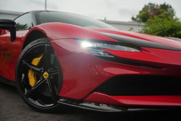 Ferrari SF90 Stradale