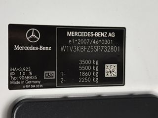 Mercedes-Benz Sprinter