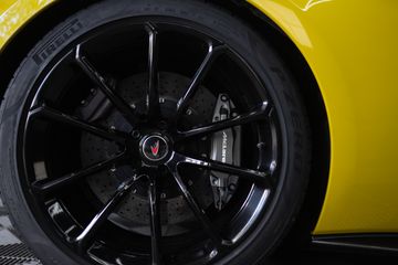 McLaren 570S