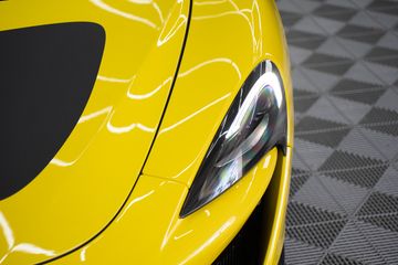 McLaren 570S