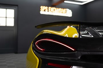 McLaren 570S