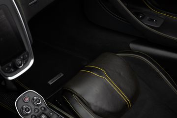 McLaren 570S