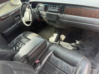 Lincoln Town Car