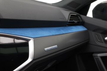 Audi RSQ3