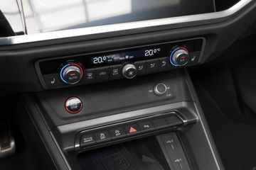 Audi RSQ3
