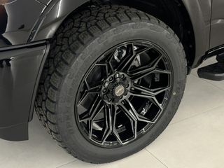 Dodge Ram Pick-Up