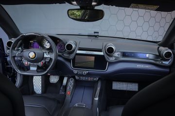 Ferrari GTC4Lusso