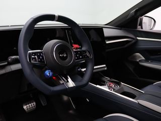 Alpine A390