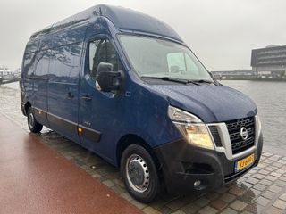 Nissan NV400