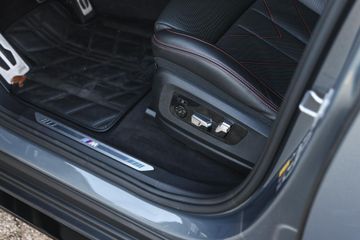 BMW XM