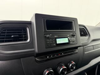 Nissan Interstar