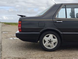 Lancia Thema