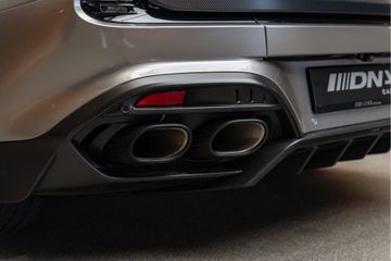 Aston Martin V12 Vanquish