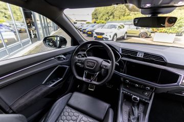 Audi RSQ3
