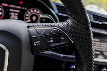 Audi RSQ3