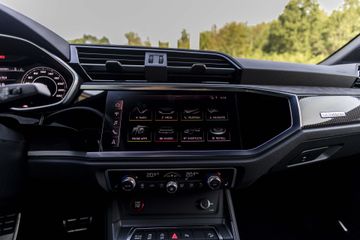 Audi RSQ3