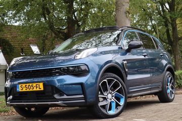 Lynk & Co 01