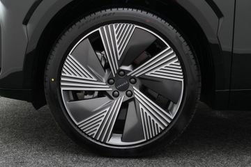 Lynk & Co 08