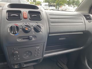 Opel Agila