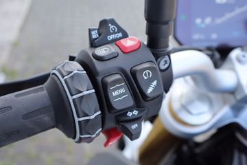 BMW F 900 R