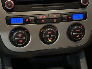 Volkswagen Eos