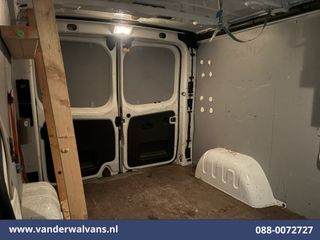 Nissan NV300