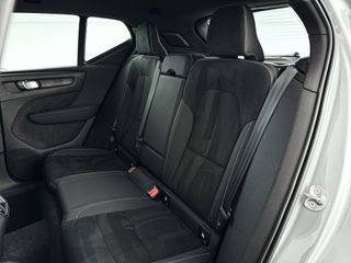 Volvo EX40