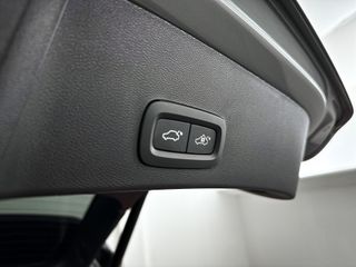 Volvo EX40
