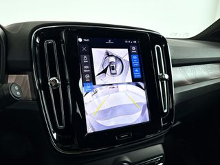 Volvo EX40