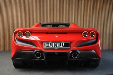 Ferrari F8 Spider