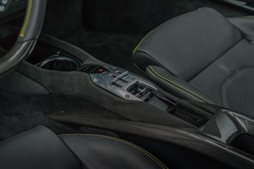 Ferrari 296