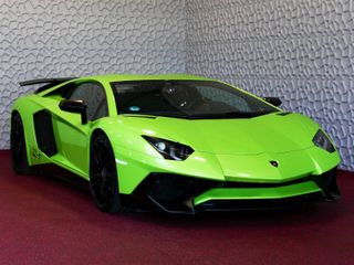 Lamborghini Aventador