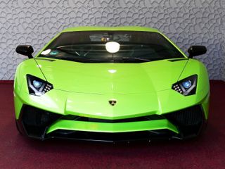 Lamborghini Aventador