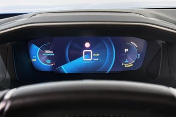 Peugeot e-2008