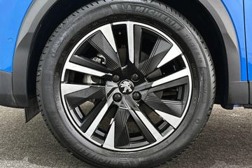 Peugeot e-2008