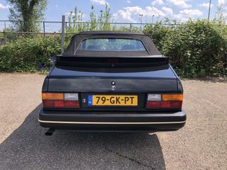 Saab 900