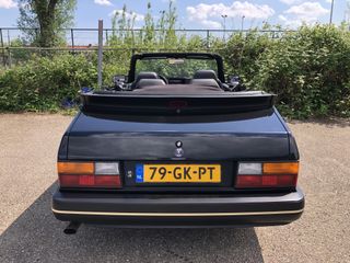 Saab 900