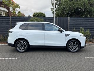 Leapmotor B10