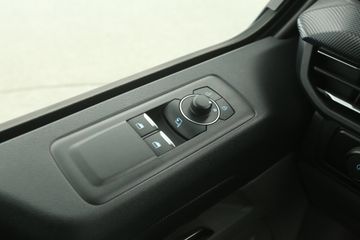 Ford E-Transit Custom