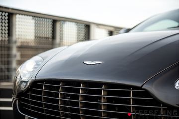 Aston Martin V8 Vantage
