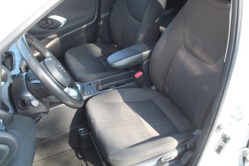 Mazda 2 Hybrid