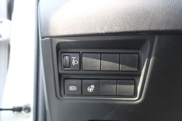 Mazda 2 Hybrid